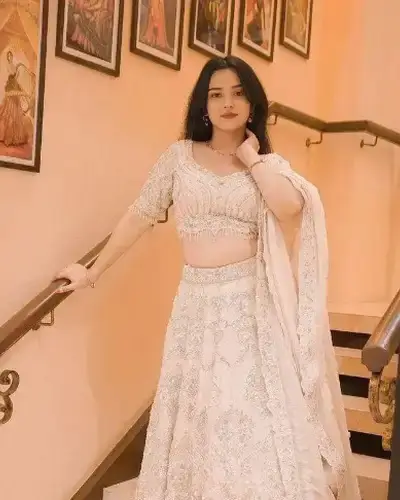 Escort Service In Nawa